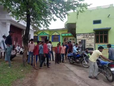 पचोर: सरेड़ी में ग्रामीणों की शिकायत पर कनिष्ठ खाद्य आपूर्ति अधिकारी ने आरोपी पर थाने में कराया मामला दर्ज