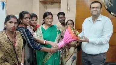 कलियासोल: सासनबेड़ीया से बांदराबाद तक पथ निर्माण मे अनियमितता को देखते हुए प्रमुख विवेक मंडल ने डीसी से कि शिकायत