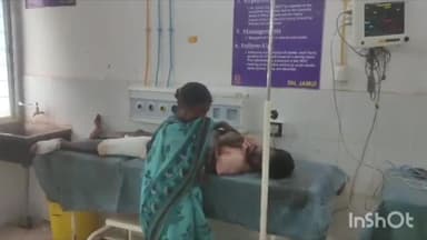 जमुई: मनियड्डा के पास ई-रिक्शा के पलटने से एक युवक हुआ घायल,डायल 112 की पुलिस ने सदर अस्पताल में कराया भर्ती