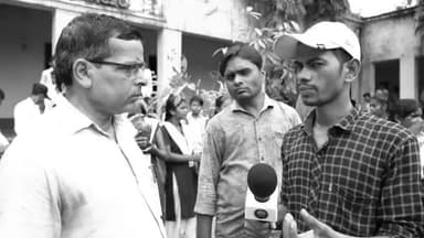 जलालगढ़: पर्यावरण को बचाए रखने के लिए  वन विभाग के द्वारा #एन डी रुंगटा  उच्च विद्यालय #जलालगढ़ कॉलेज में बच्चों को किया पौधा