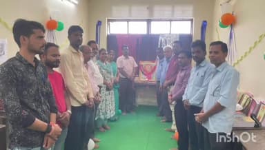 घुवारा: शासकीय कन्या उच्चतर माध्यमिक विद्यालय घुवारा में तहसीलदार ने पुस्कालय का किया उद्घाटन