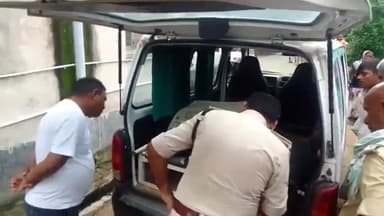 पालीगंज: कल्याणपुर गांव में संदिग्ध परिस्थिति में युवक का शव हुआ बरामद, शरीर पर जख्म का निशान देख परिजनों ने हत्या की जताई आशंका