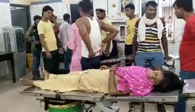 आरा: बाल बांध गांव में महिला को सांप के काटा, सदर अस्पताल में कराया गया भर्ती