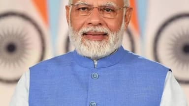 सागर नगर: प्रधानमंत्री नरेंद्र मोदी के सागर पहुंचने के पहले ही सभा स्थल पर बड़ी संख्या में पहुंचे लोग, भरा पंडाल