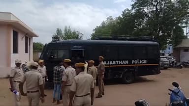 बूंदी: पुलिस की 54 टीमों ने 213 अपराधियों को पकड़ा, 250 पुलिसकर्मियों ने दी दबिश