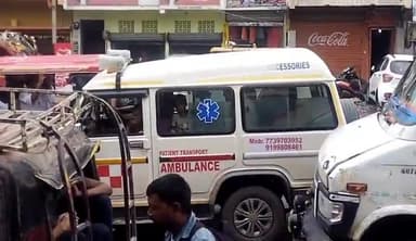 राजगीर: राजगीर-बिहार शरीफ मुख्य सड़क मार्ग पर रविवार को लगा भीषण जाम, यातायात हुआ बाधित