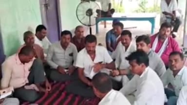 रामगढ़ चौक: प्रत्येक पंचायत के महादलित टोला में जदयू पार्टी के द्वारा किया जाएगा झंडोत्तोलन, जदयू कार्यालय में की गई बैठक