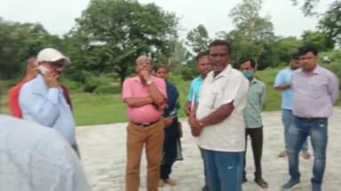 नवाबगंज: हरख ब्लॉक व ग्राम पंचायत का उपायुक्त मनरेगा द्वारा किया गया निरीक्षण, दिए आवश्यक निर्देश