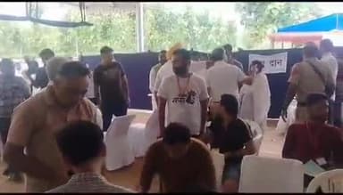 पंचकूला: हरियाणा विधानसभा अध्यक्ष ज्ञानचंद गुप्ता साकेत के राधा स्वामी सत्संग घर में रक्तदान शिविर कार्यक्रम में पहुंचे