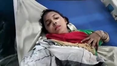 मुरादाबाद: कांठ रोड पर सामने तेज रफ़्तार से आ रही बाइक ने मारी दूसरी बाइक में टक्कर बाइक से गिरकर 1 बच्ची और  पिता पुत्री हुआ घायल