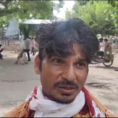 मालाखेड़ा: अलवर के जिला अस्पताल में एक हैरान कर देने वाली घटना आई सामने एक शख्स के गले पर उस्तरा से किया गया वार