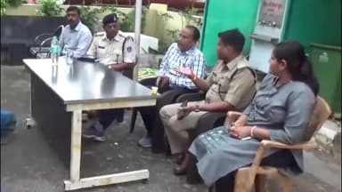 नागदा: नागदा में आगामी त्योहारों को लेकर पुलिस थाना परिसर में शांति समिति की बैठक का आयोजन किया गया