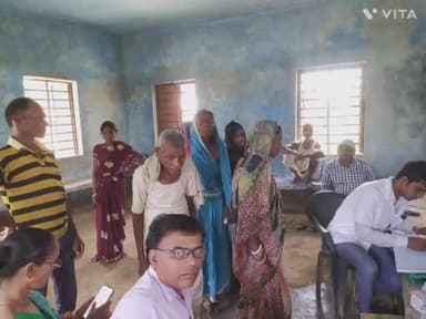 रुन्नी सैदपुर: मोरसंड में यक्ष्मा विभाग द्वारा स्वास्थ्य मेले का किया गया आयोजन, बड़ी संख्या में जरूरतमंदों को मिला लाभ