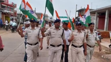 दमोह: 'हर घर तिरंगा अभियान' के तहत तेजगढ़ थाने से थाना स्टाफ के द्वारा निकाली गई रैली