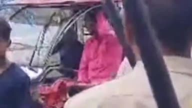 पटना ग्रामीण: पटना सिटी के चौक थाना अंतर्गत सुदर्शन पाठ के नजदीक कूड़ा उठाने के लिए सफाई कर्मी व आइसक्रीम फैक्ट्री कर्मि के बीच मारपीट