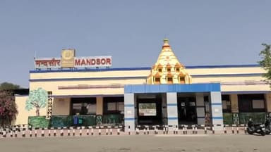 मंदसौर: कोतवाली थाना क्षेत्र के रेलवे स्टेशन पुलिस कॉलोनी से पुलिस कर्मी की स्कूटी हुई चोरी