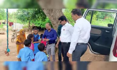 आदर्श कल्याण समिति पन्ना द्वारा आज स्वतंत्रता दिवस आदिवासी बस्ती ग्राम माँझा लालिया में सभी के साथ बड़े ही हर्ष से मनाया