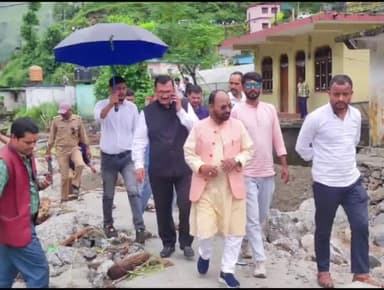 थराली: थराली विधानसभा के नंदा नगर आपदा ग्रस्त क्षेत्र का विधायक ने किया दौरा नुकसान का लिया जायजा