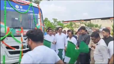 मुंगेली: जिले के आमजनों को बेहतर स्वास्थ्य सुविधा उपलब्ध कराने प्रभारी मंत्री ने मोबाईल मेडिकल यूनिट को हरी झंडी दिखाकर रवानाकिया