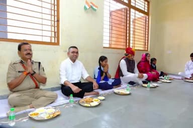 धार: मंत्री श्री दत्तीगांव ने ग्राम तुर्क बगड़ी के स्कूल में आयोजित विशेष मध्यान्ह कार्यक्रम में लिया भाग