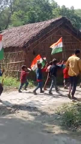 ग्राम पंचायत गदाईपुर नकहा प्राईमरी विद्यालय
15 अगस्त के सुभ अवसर पर  निकाली गई रैली लगाए गए जय हिन्द के नारे #nakha