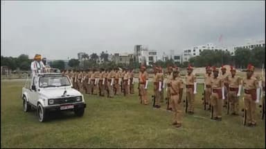 चित्तौड़गढ़: इंदिरा गांधी स्टेडियम में आयोजित 77 वें स्वाधीनता दिवस जिला स्तरीय समारोह में मंत्री उदयलाल आंजना ने किया ध्वजारोहण