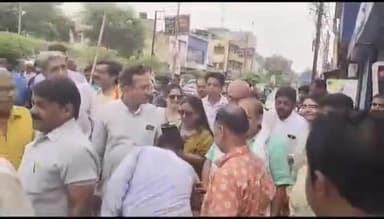 ग्वालियर गिर्द: नदी गेट शिंदे की छावनी से निकाली गई कांग्रेस विधायक डॉ सतीश सिकरवार के नेतृत्व में परिवर्तन यात्रा