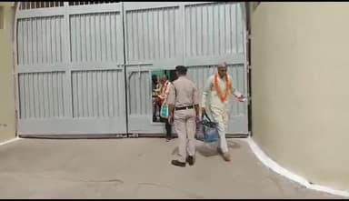 ग्वालियर गिर्द: ग्वालियर केंद्रीय जेल से स्वतंत्रता दिवस के अवसर पर रिहा हुए कैदी बोले अच्छे नागरिक बनकर दिखाएंगे