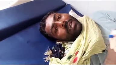 ठठिया के औसर चौकी में पुलिस द्वारा युवकों की पिटाई
#kannaujnews 
#upcmyogiadit 
#dmkannauj 
#uppolice #kannauj police