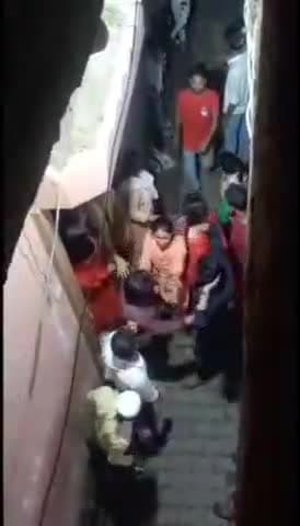 मुरादाबाद: मुगलपुरा क्षेत्र में देर रात हुई मारपीट का वीडियो सोशल मीडिया पर हुआ वायरल