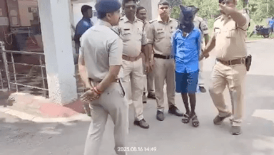 सिंगरौली: नवानगर पुलिस ने बाइक चोरी कर बेचने वाले पेशावर एक अपराधी व 6 अन्य आरोपियों को किया गिरफ्तार, 10 वाहन जब्त