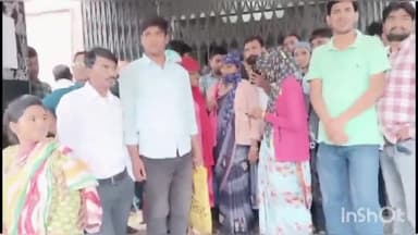 दौसा: CHA भर्ती में धांधली के विरोध में सीएमएचओ कार्यालय पर अभ्यर्थियों द्वारा किया गया प्रदर्शन