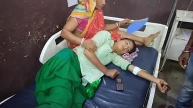 गोड्डा: सुंडमारा +2 हाई स्कूल के 4 छात्राओं की बिगड़ी तबियत, सदर अस्पताल में इलाज जारी