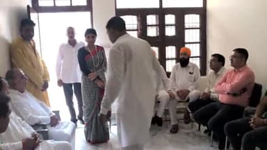 करनाल: रावररोड पर जिला कांग्रेस कमेटी की ओर से लोगों के साथ किया गया जन संवाद, जानी लोगों की समस्याएं