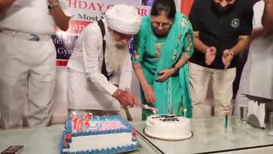 करनाल: सैक्टर 8 जिमखाना में नेवी से रिटायर 103 वे साल में प्रवेश करने पर नेवी अधिकारियो ने किया सम्मानित