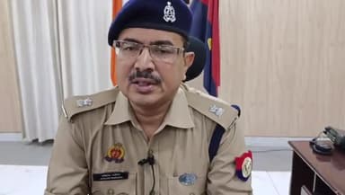 मुरादाबाद: मृतक आरक्षी के आत्महत्या के मामले में परिजनों ने सिविल लाइन्स में दी तहरीर, एसपी सिटी अखिलेश भदोरिया ने दी जानकारी