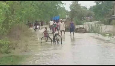 मुरादाबाद: लगातार बढ़ रहा है रामगंगा और कोसी नदी का जलस्तर किसानों को हो रही है दिक्कत फसलें नष्ट होने की कगार पर।