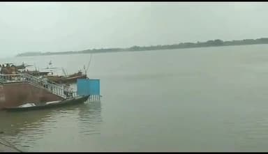 बक्सर: बक्सर जिले में गंगा का जलस्तर 48 घंटे में 0.800 मीटर घटा, केंद्रीय जल निगम बक्सर कार्यालय ने जारी की अपडेट