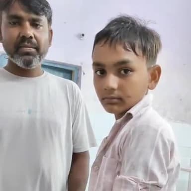 धनौरा: गांव चौबारा में एक घर के बाहर खेल रहे मासूम पर बंदर ने किया हमला, डॉक्टर ने घायल मासूम को अमरोहा किया रेफर