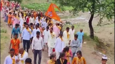 खिलचीपुर: जटामडी गांव में महाकाल ग्रुप के तत्वावधान अच्छी वर्षा व खुशहाली की कामना को लेकर निकली गई कांवड़ यात्रा