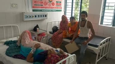 लखीसराय: किउल स्टेशन पर ट्रेन की चपेट में आने से एक वृद्ध महिला हुई जख्मी इलाज के लिए सदर अस्पताल में भर्ती