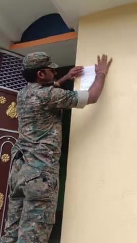 बरौली: पुलिस ने फतेहपुर, नेउरी, कहला कोठी व देवापुर सहित 10 गांवों के अभियुक्तों के घर में चिपकाए इश्तहार