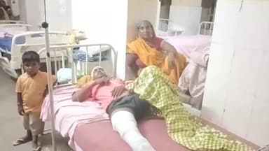 बिसौली: मुड़िया धुरेकी और भटपुरा गांव के बीच रोडवेज बस ने बतासे के ठेले वाले को टक्कर मारी ठेलेवाला घायल हुआ