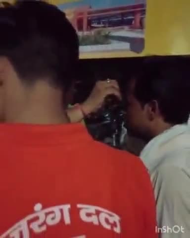 बूढ़ा अमरनाथ यात्रा के लिए डबरा से विश्व हिंदू परिषद और बजरंग दल के 32 कार्यकर्ताओं का जत्था हुआ रवाना