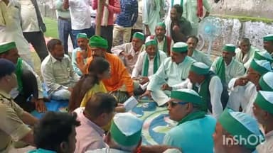 बहराइच: कलेक्ट्रेट स्थित धरना स्थल पर भारतीय किसान यूनियन के पदाधिकारियों का धरना जारी, की बैठक आयोजित