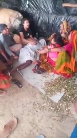 मोहनलालगंज: जबरौली गांव में खेत में बनी झोपड़ी में युवक का मिला शव