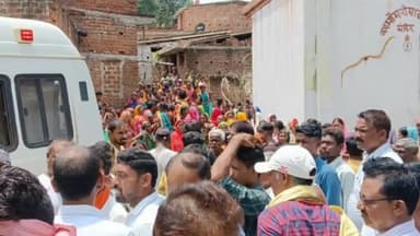 पीरटांड: समाजसेवी बिनोद सिन्हा के प्रयास से प्रवासी मजदूर का शव मुंबई से लाया गया उसके गांव