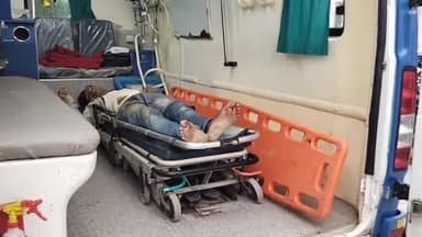 नांगल राजावतान: बाइक ने बाइक के पीछे से मारी टक्कर बाइक सवार 2लोग हुए घायल को करवाया जिला चिकित्सालय में भर्ती घटना मानपुरया चौराहे की