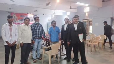 धार: धार जिला न्यायालय परिसर में 1 दिवसीय स्वास्थ्य परीक्षण का किया गया आयोजन, जिला अस्पताल के चिकित्सकों व कर्मचारियों ने दी