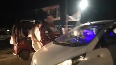 बक्सर: नगर में चलाया जा रहा विशेष वाहन जांच अभियान, असामाजिक तत्वों के बीच मचा हड़कम्प